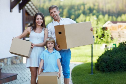 Local moving truck suited to Bayswater residential relocations